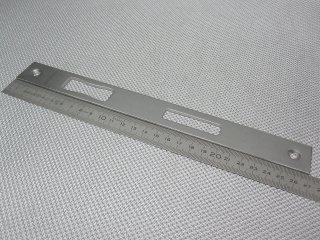 Schüco Schliessplatte RF F270x28x3 mm Fallenaufnahme B=14mm
