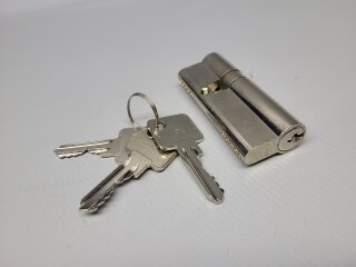 Schüco Profilzylinder 50/30mm mit 3 Schlüsseln Nr. 211049